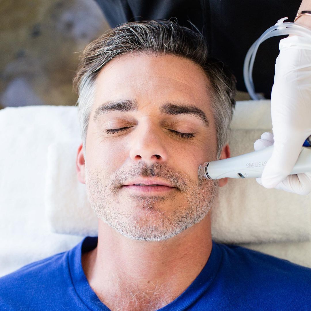 FACIAL TREATMENT BY WOODHOUSE SPA  Orlando - vacaystore.com